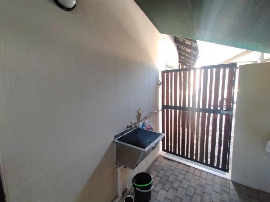 1 Bedroom Property for Sale in Modderfontein A H North West